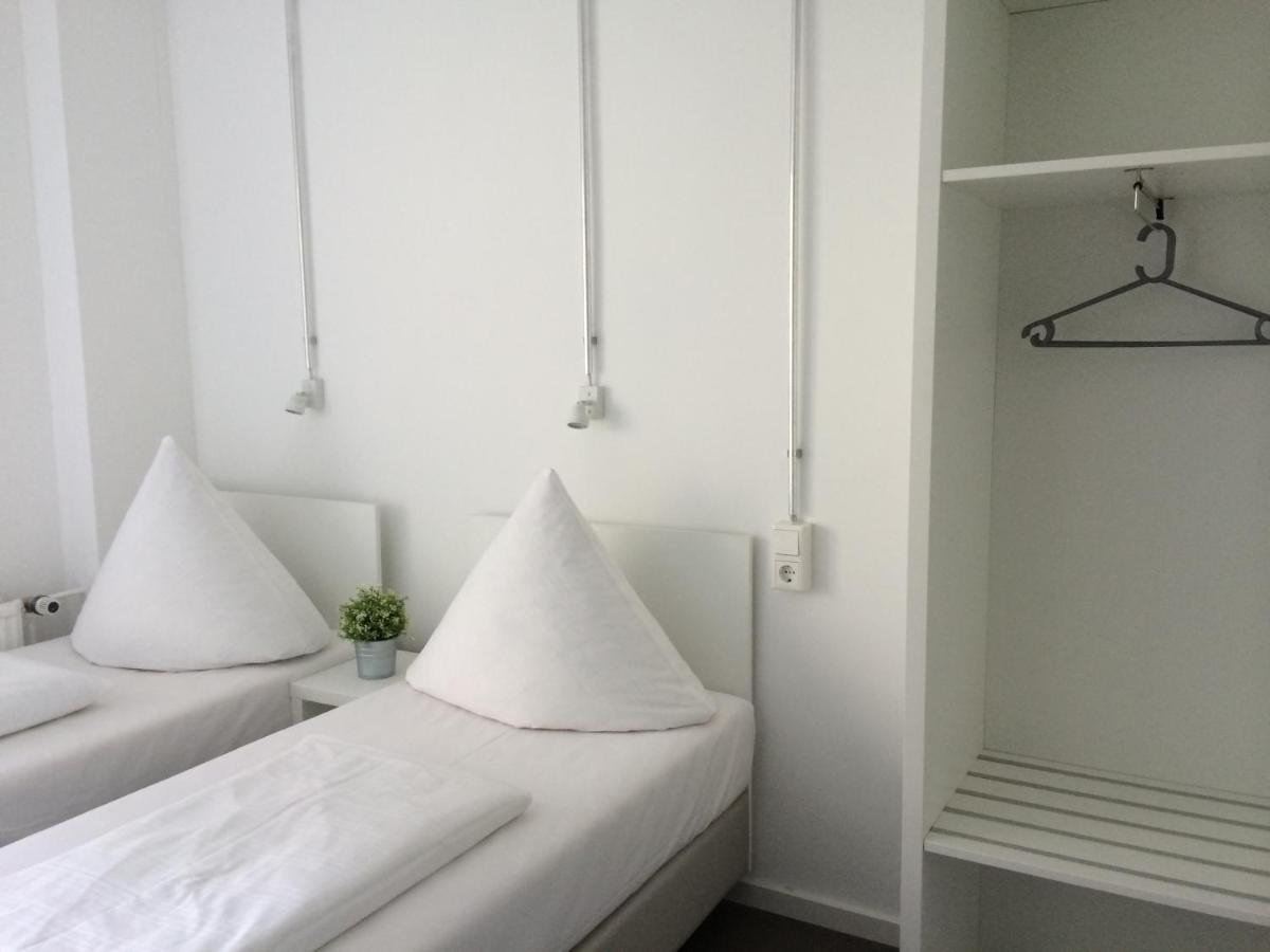 Apartment&Rooms Near Brandenburg Gate Berlim Exterior foto